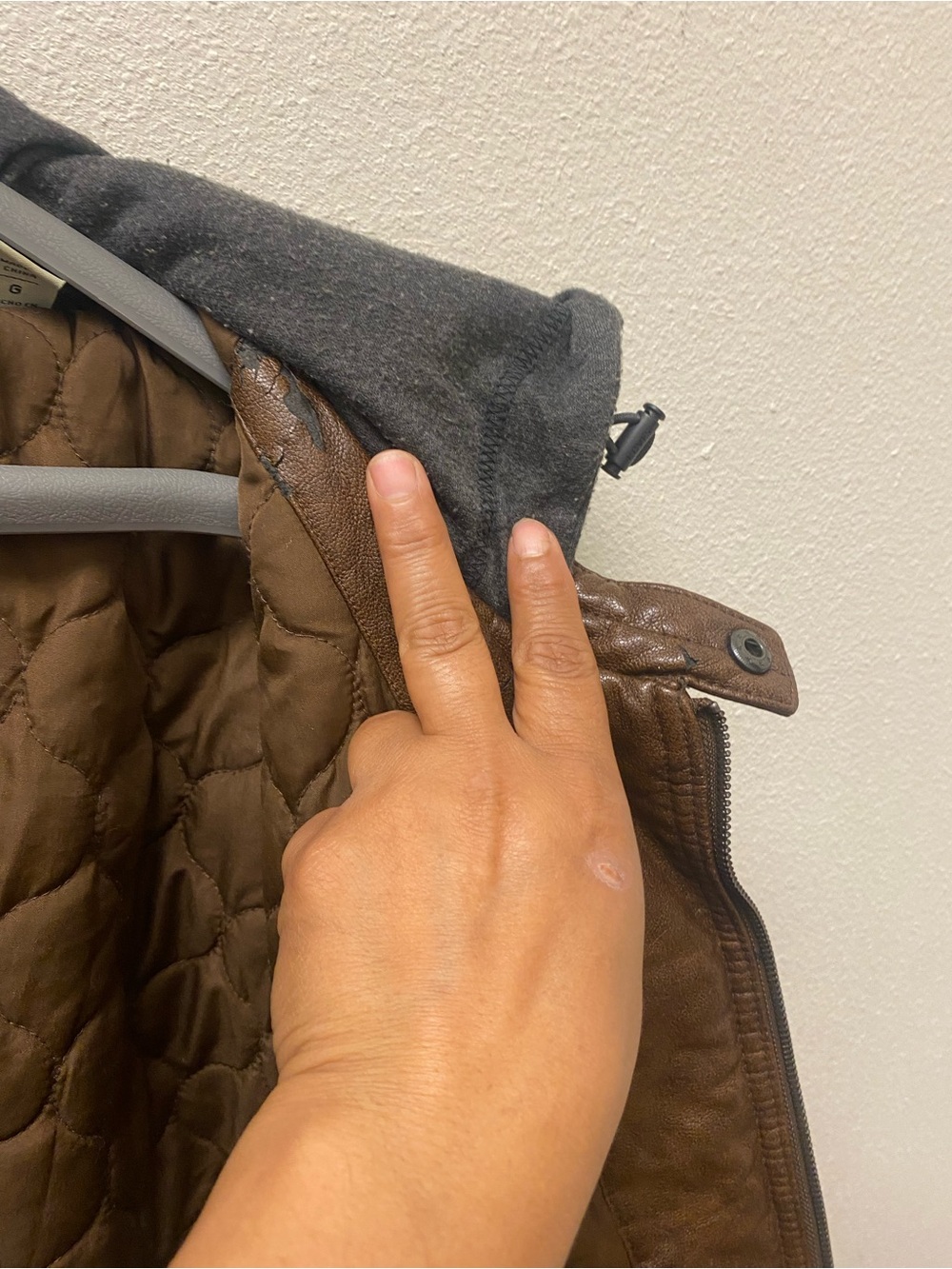 Levi’s Brown Quilted Faux Leather Jacket with Hood - Picture 3 of 9